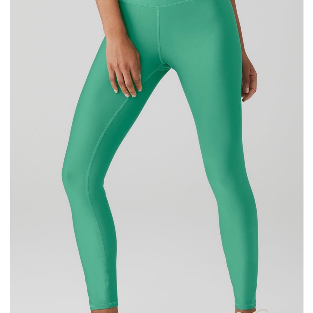 Like New Alo Yoga Airlift 7/8 High Waist Leggings - Lettuce